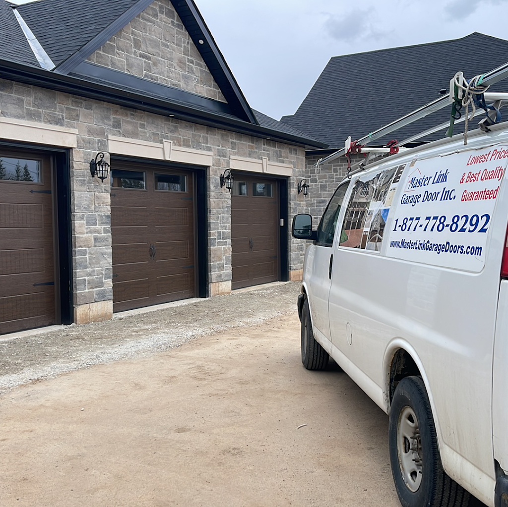 Master link garage doors inc | 237 Etheridge Ave, Milton, ON L9E 1H7, Canada | Phone: (647) 385-4441