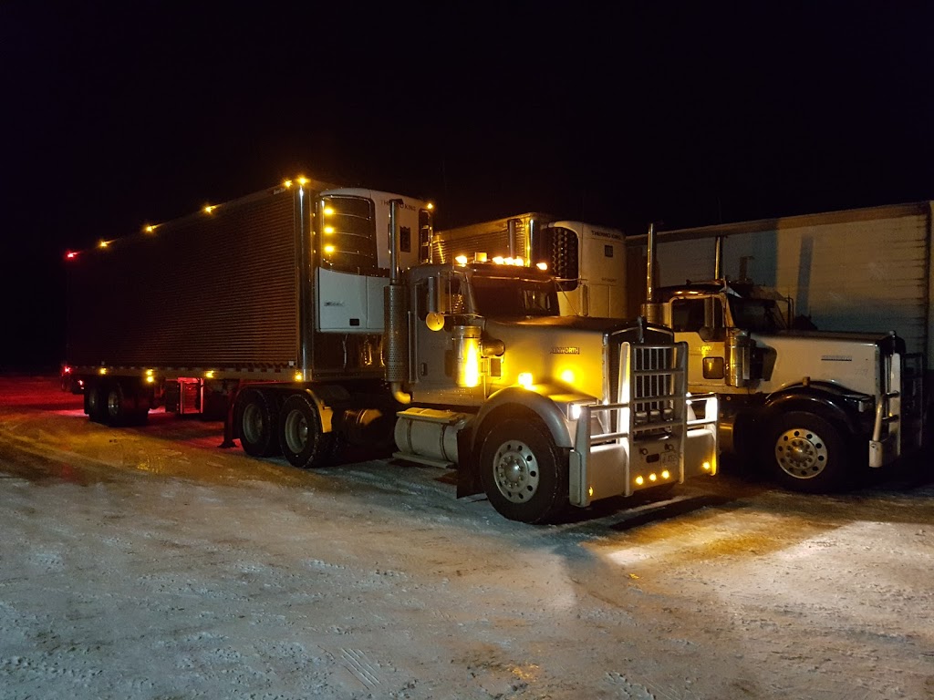 Warrilow Trucking Corpoation | 177623, Grey County Rd 18, Owen Sound, ON N4K 5N5, Canada | Phone: (519) 376-5233