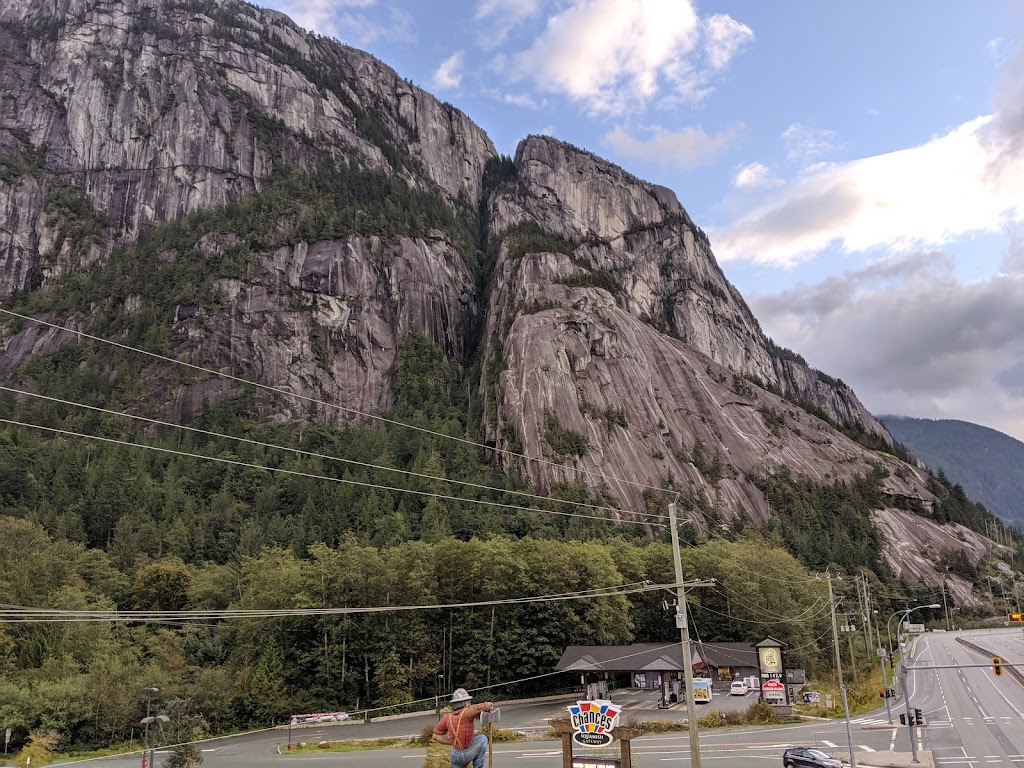 Squamish Nation Totem Hall | 1380 Stawamus Rd, Squamish, BC V8B 0B5, Canada | Phone: (604) 892-5166