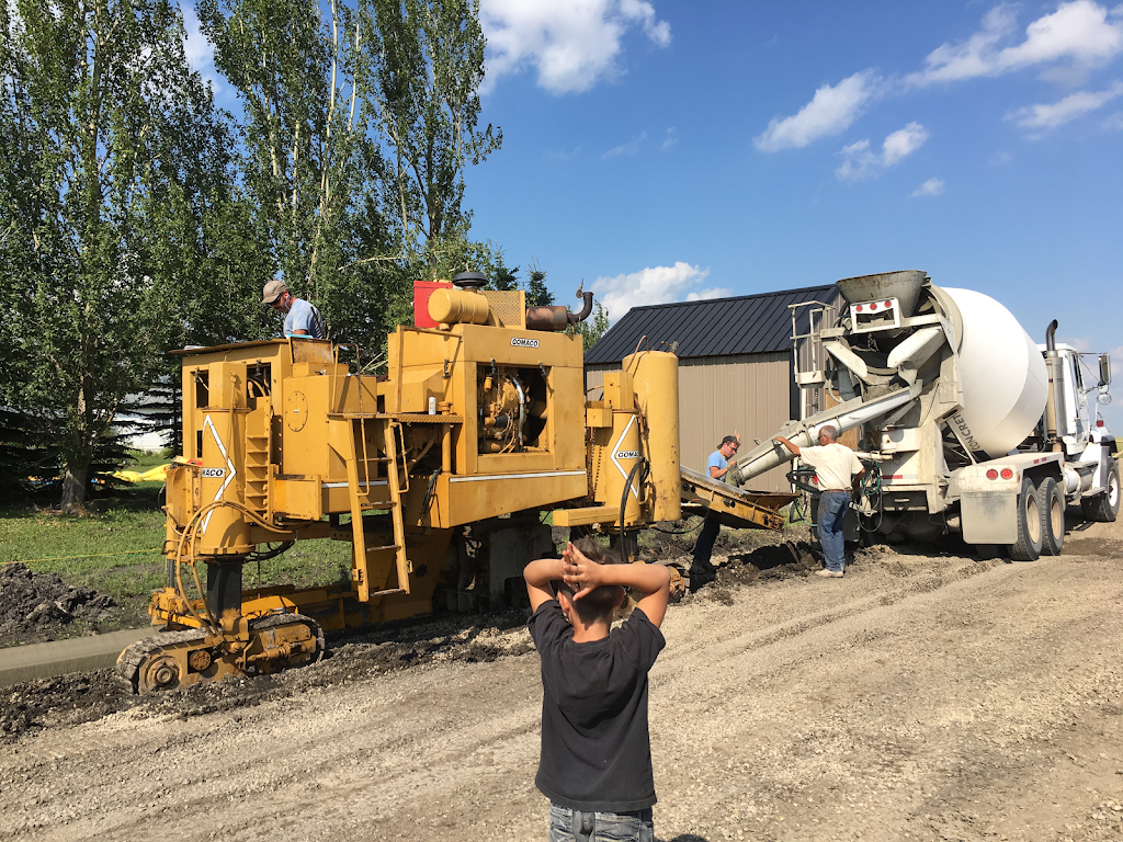 Collins Concrete and Bobcat Ltd. | RR 3 Site 11, Olds, AB T4H 1P4, Canada | Phone: (403) 994-3352