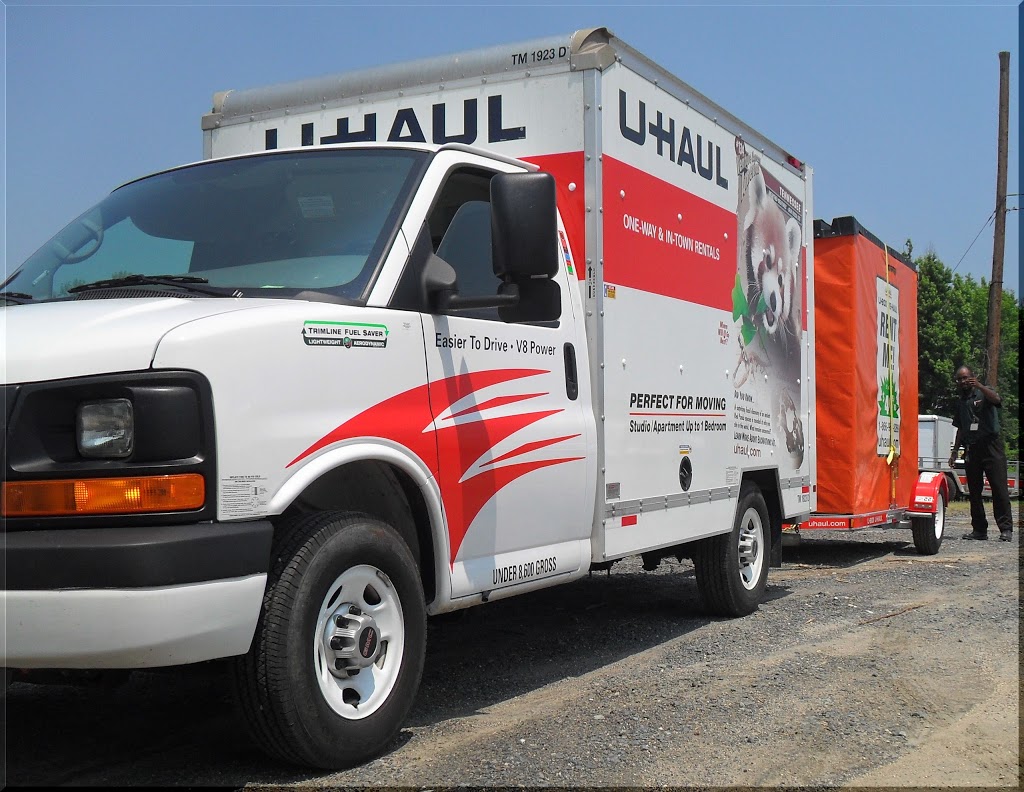 U-Haul Moving & Storage at Barnet Hwy | 2500 Barnet Hwy, Coquitlam, BC V3H 1W3, Canada | Phone: (604) 461-1717