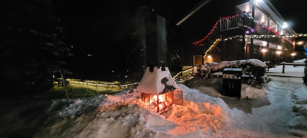 Banya Lenore | 1990 Chem. Pierre Péladeau, Sainte-Adèle, QC J8B 1Z5, Canada | Phone: (450) 745-4545