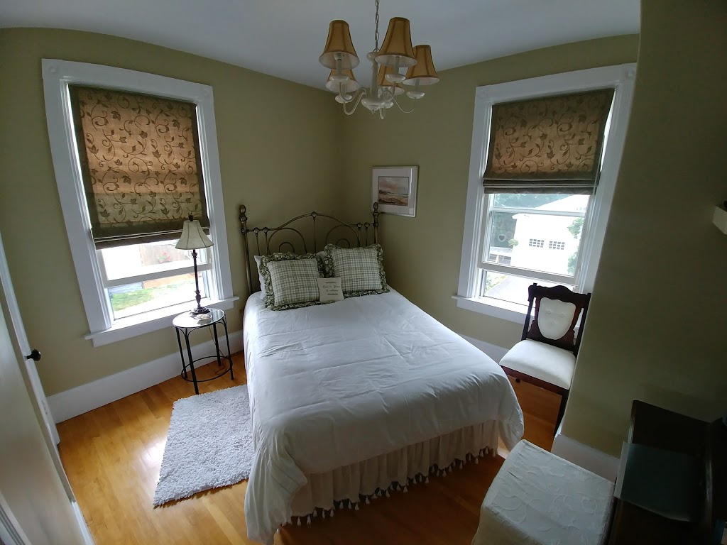 River Reflection Bed & Breakfast | 255 King St, Bridgewater, NS B4V 1A7, Canada | Phone: (902) 527-2682
