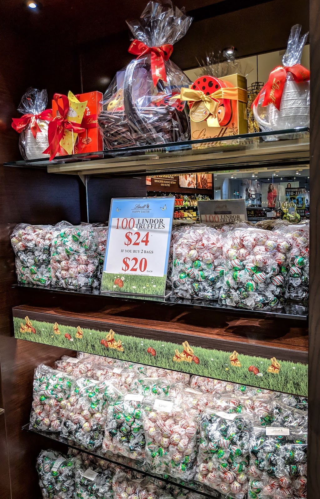 Lindt Chocolate Shop | 1 Outlet Collection Way Unit 302, Edmonton, AB T9E 1J5, Canada | Phone: (587) 695-0115