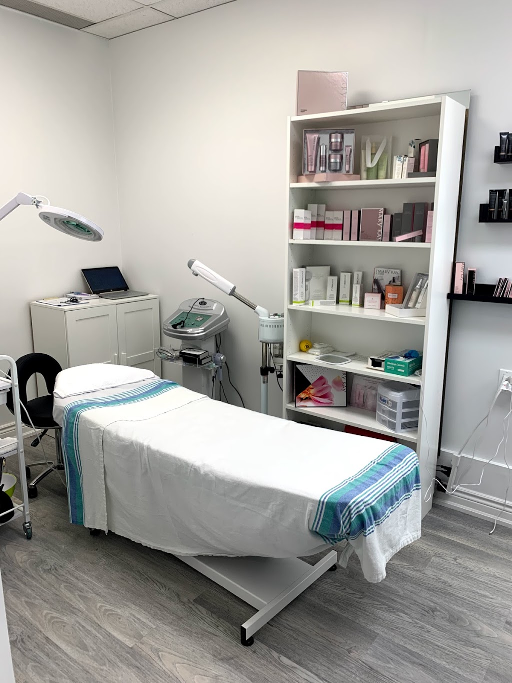 Jako Beauty Center & Spa | 301 Fruitland Rd, Stoney Creek, ON L8E 5M1, Canada | Phone: (905) 519-0909