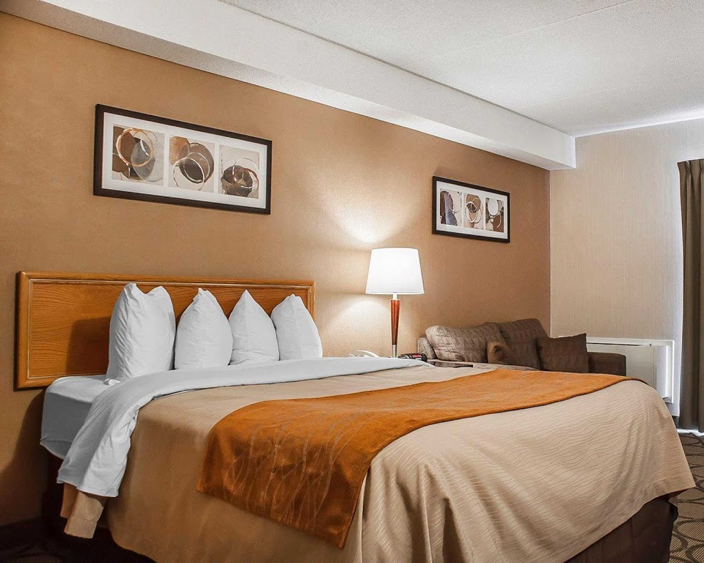 Comfort Inn Orillia | 75 Progress Dr, Orillia, ON L3V 6H1, Canada | Phone: (705) 327-7744