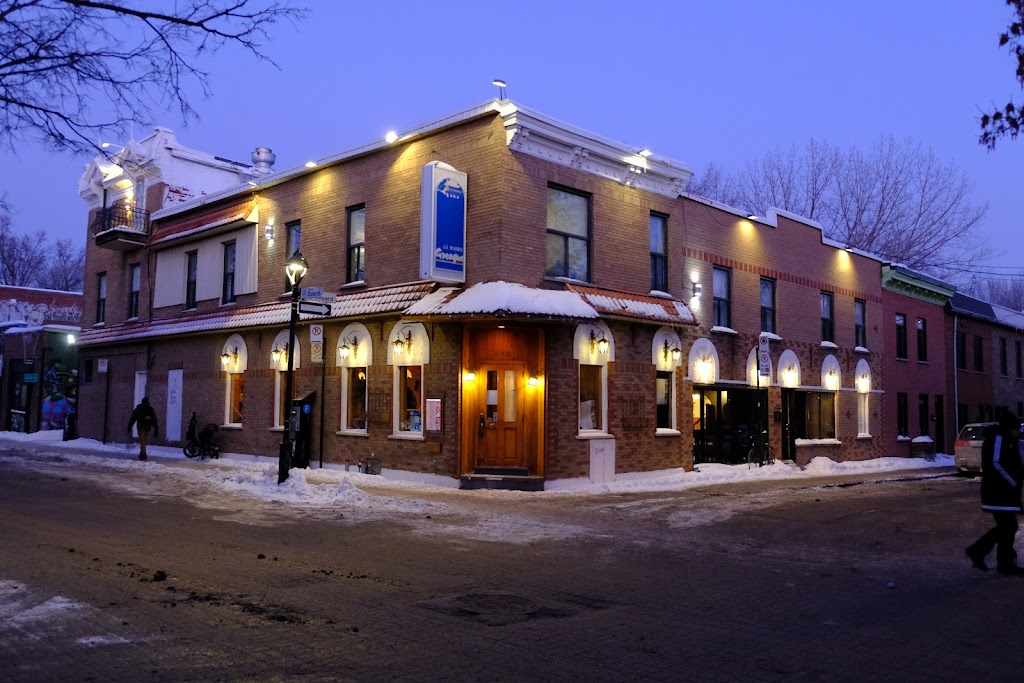 La Maison Grecque | 450 Av. Duluth E, Montréal, QC H2L 1A5, Canada | Phone: (514) 842-0969