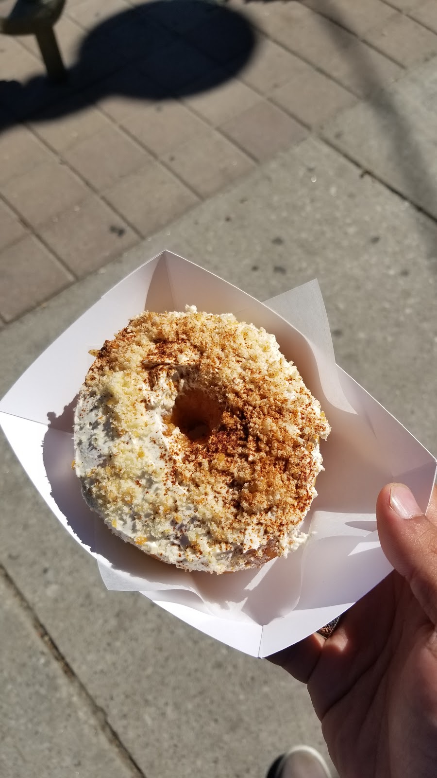 Glory Hole Doughnuts | 1596 Queen St W, Toronto, ON M6R 1A8, Canada | Phone: (647) 352-4848