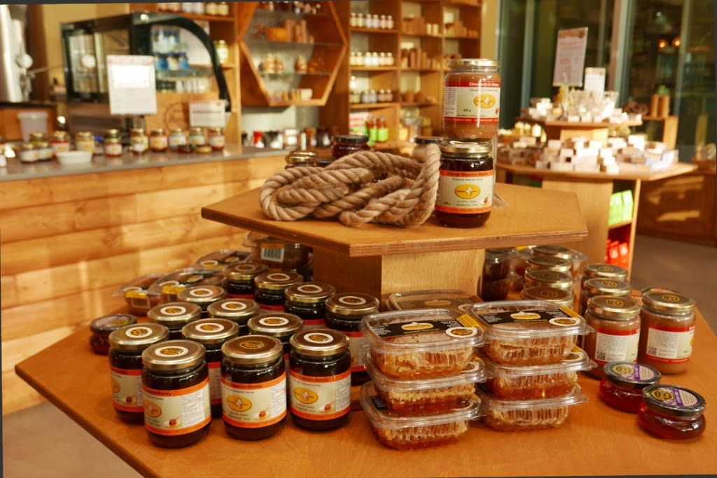 Main Street Honey Shoppe at The Shipyards | 125 Victory Ship Way #180, North Vancouver, BC V7L 0G5, Canada | Phone: (604) 988-2872