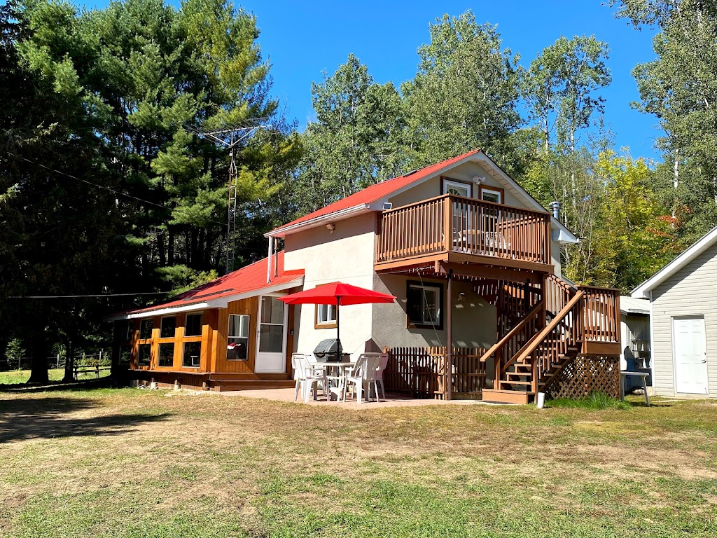 Evergreen Cottage | 21 York River Rd Harcourt, Boulter, ON K0L 1G0, Canada | Phone: (647) 448-8425