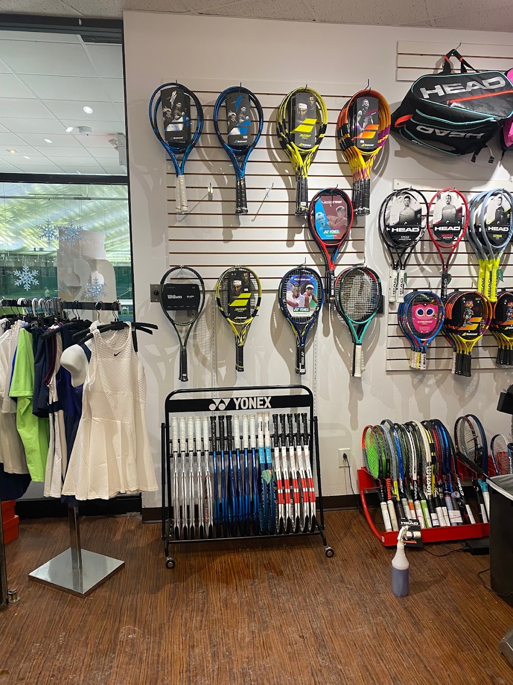 TennisTek T13 | 1013 Autoroute 13, Laval, QC H7W 4V3, Canada | Phone: (514) 962-8228