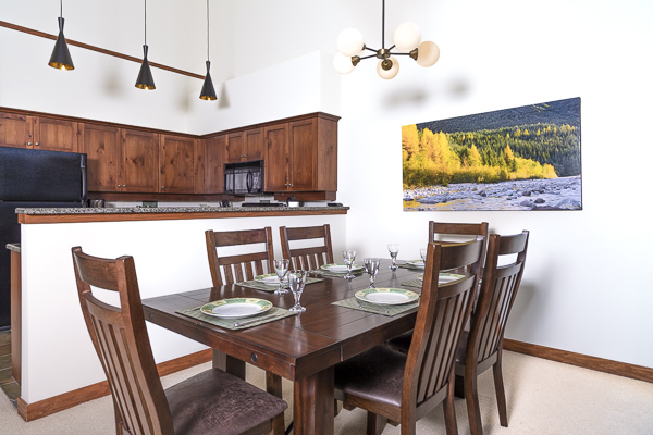 BLUFFS AT TALUSWOOD by Holiday Whistler | 2301 Taluswood Pl, Whistler, BC V0N 1B2, Canada | Phone: (604) 932-2038