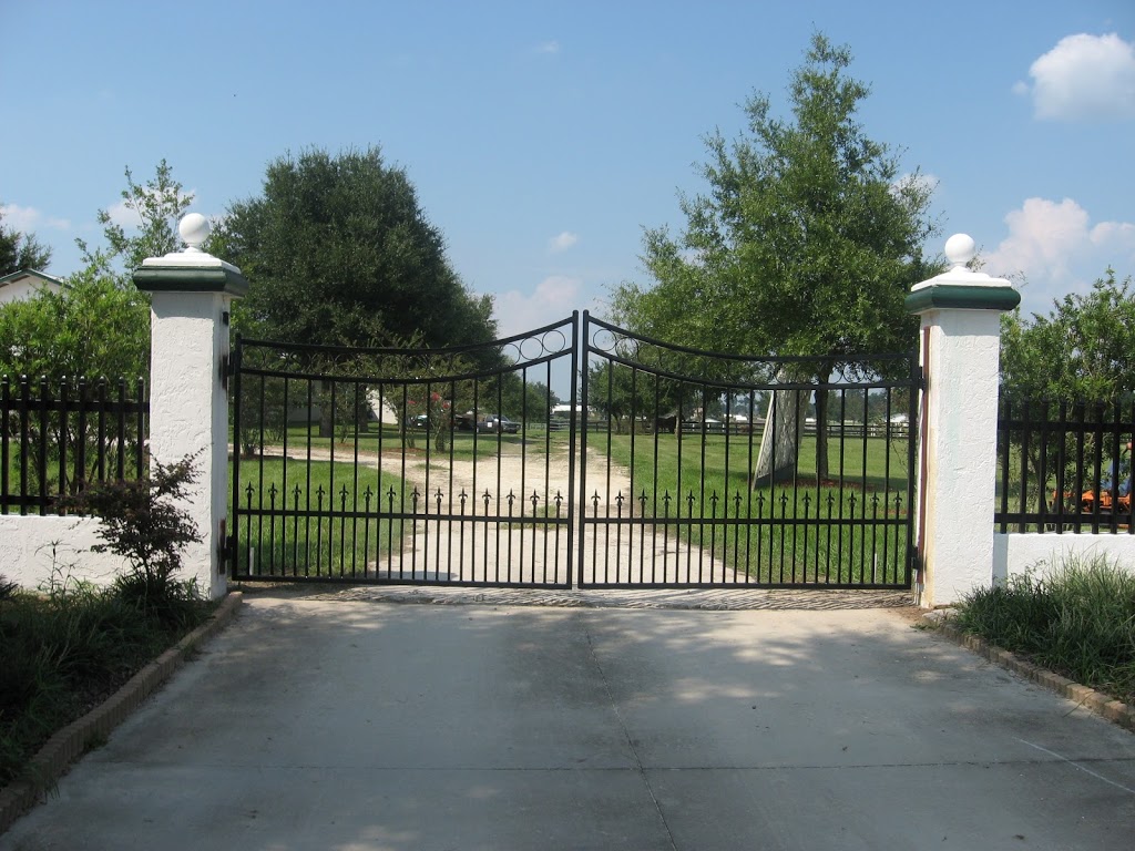 Above All Gates | 8058 Adjala 20 Sideroad, Loretto, ON L0G 1L0, Canada | Phone: (705) 717-4283