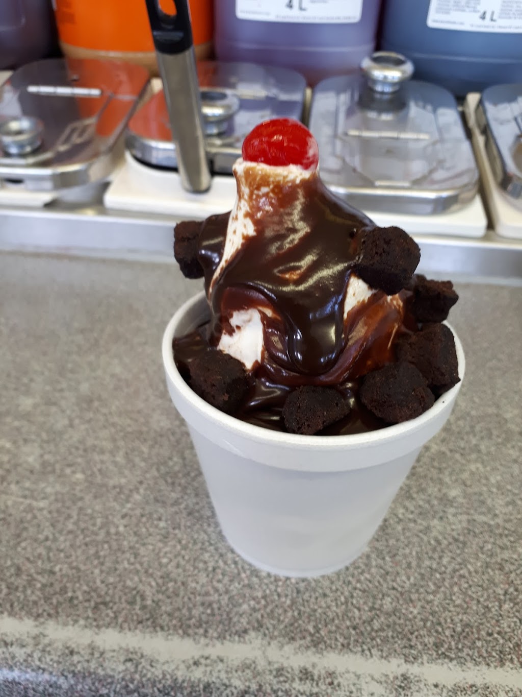 St Eleanors Dairy Bar & Take Out | Bayview Dr, Summerside, PE C1N 3Z9, Canada | Phone: (902) 436-8683