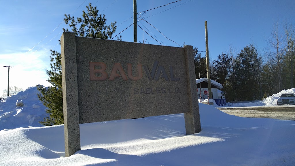 BauVal Sables LG | 435 Chem. de la Carrière, Saint-Hippolyte, QC J8A 1E9, Canada | Phone: (450) 436-8767