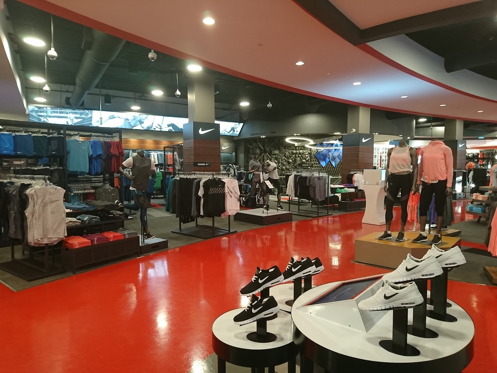 Sport Chek Yorkdale Shopping Centre | 3401 Dufferin St, North York, ON M6A 2T9, Canada | Phone: (416) 787-1641