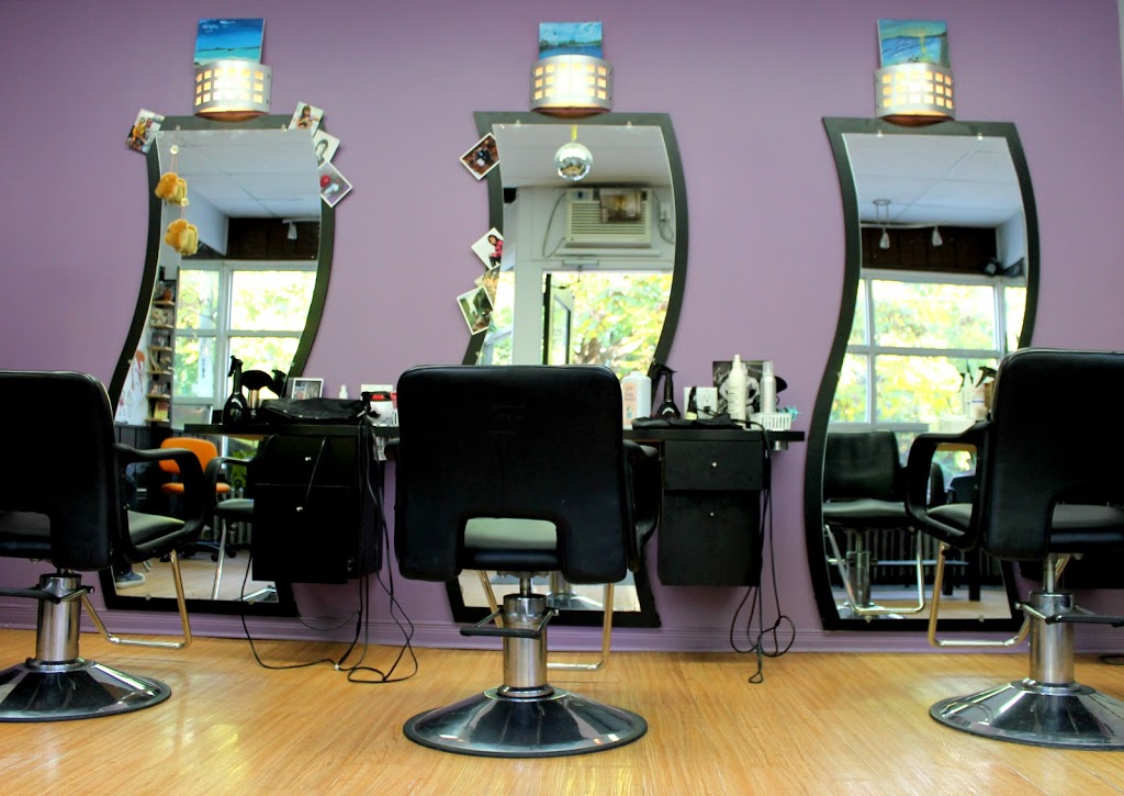 The in Cut | 7 7 Howard, Toronto, ON M4X 1J4, Canada | Phone: (416) 921-0095