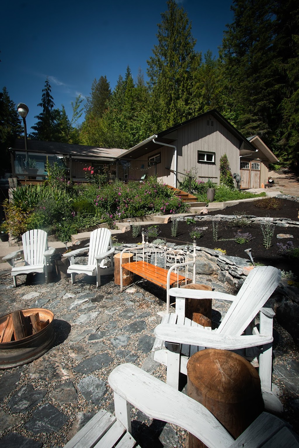 Tall Tree Standing | 2098 Eagle Bay Rd, Blind Bay, BC V0E 1H1, Canada | Phone: (604) 250-8007