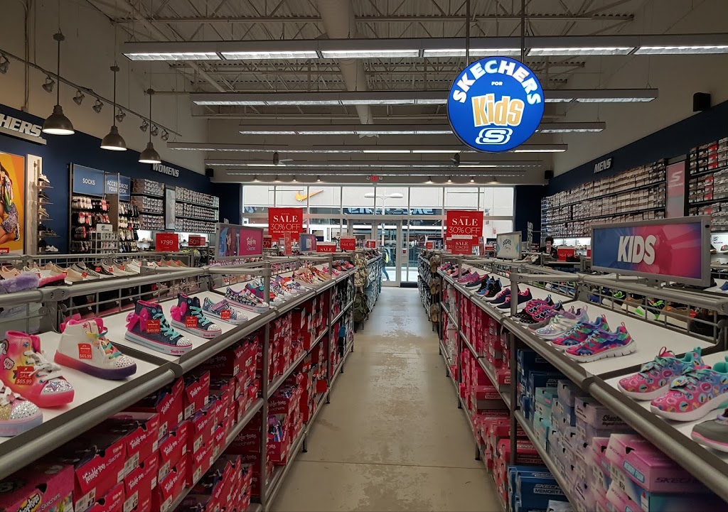 SKECHERS Factory Outlet | 300 Taylor Rd #433, Niagara-on-the-Lake, ON L0S 1J0, Canada | Phone: (905) 984-3103