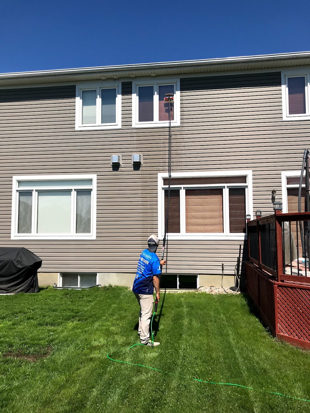 Peak Property Window Cleaning | 6521 Russell Rd, Ottawa, ON K0A 1K0, Canada | Phone: (613) 897-3179