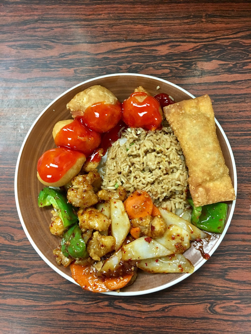 Goldenview Chinese Restaurant | 6675 Falconer Dr, Mississauga, ON L5N 0C3, Canada | Phone: (905) 821-1313