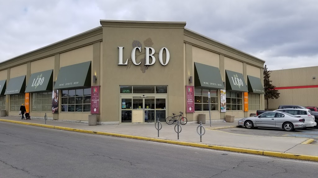 LCBO | 2151 St Clair Ave W, Toronto, ON M6N 1K5, Canada | Phone: (416) 653-8202