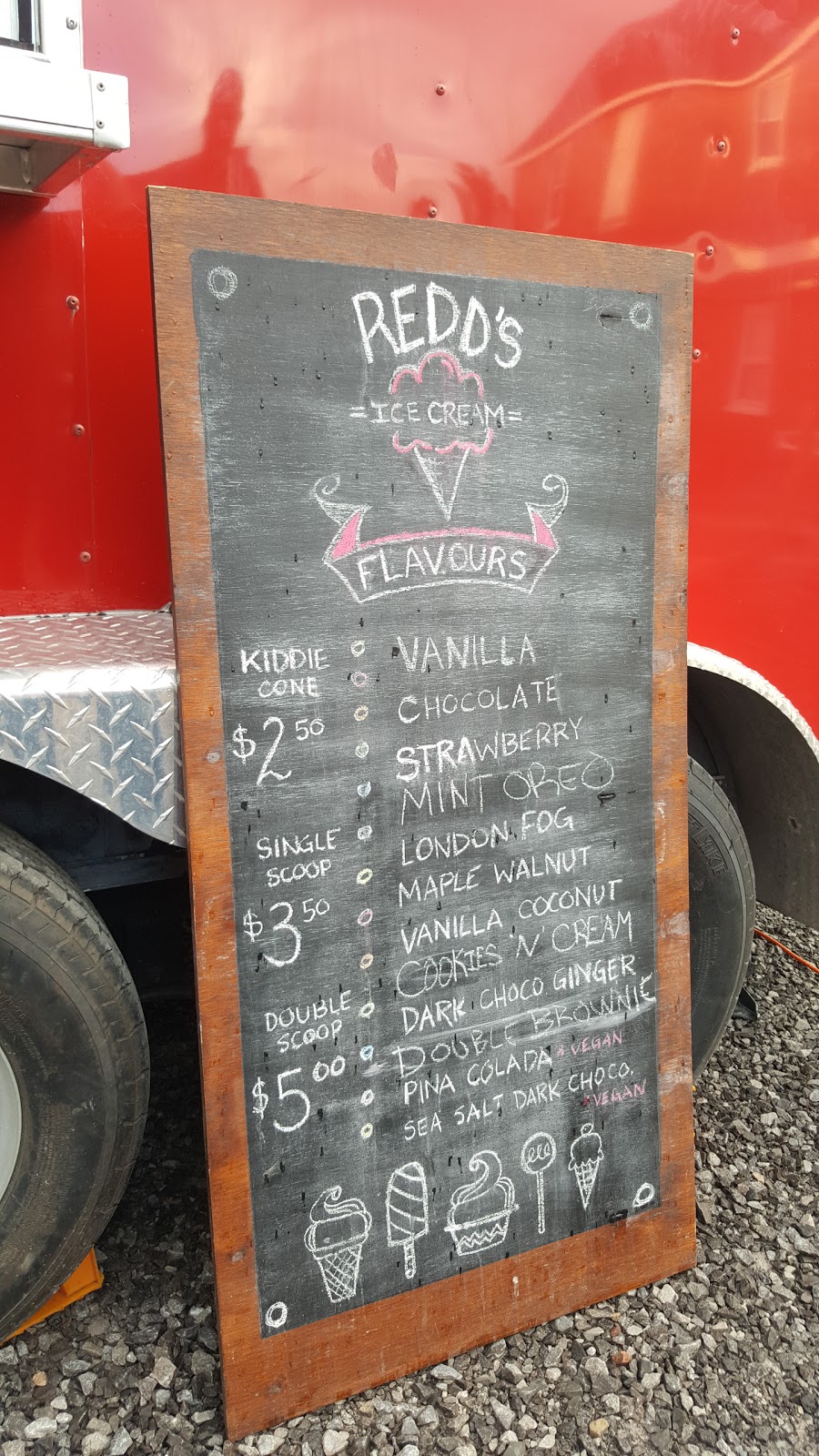 Redds Ice Cream | 1523 Stittsville Main St, Stittsville, ON K2S 1A6, Canada