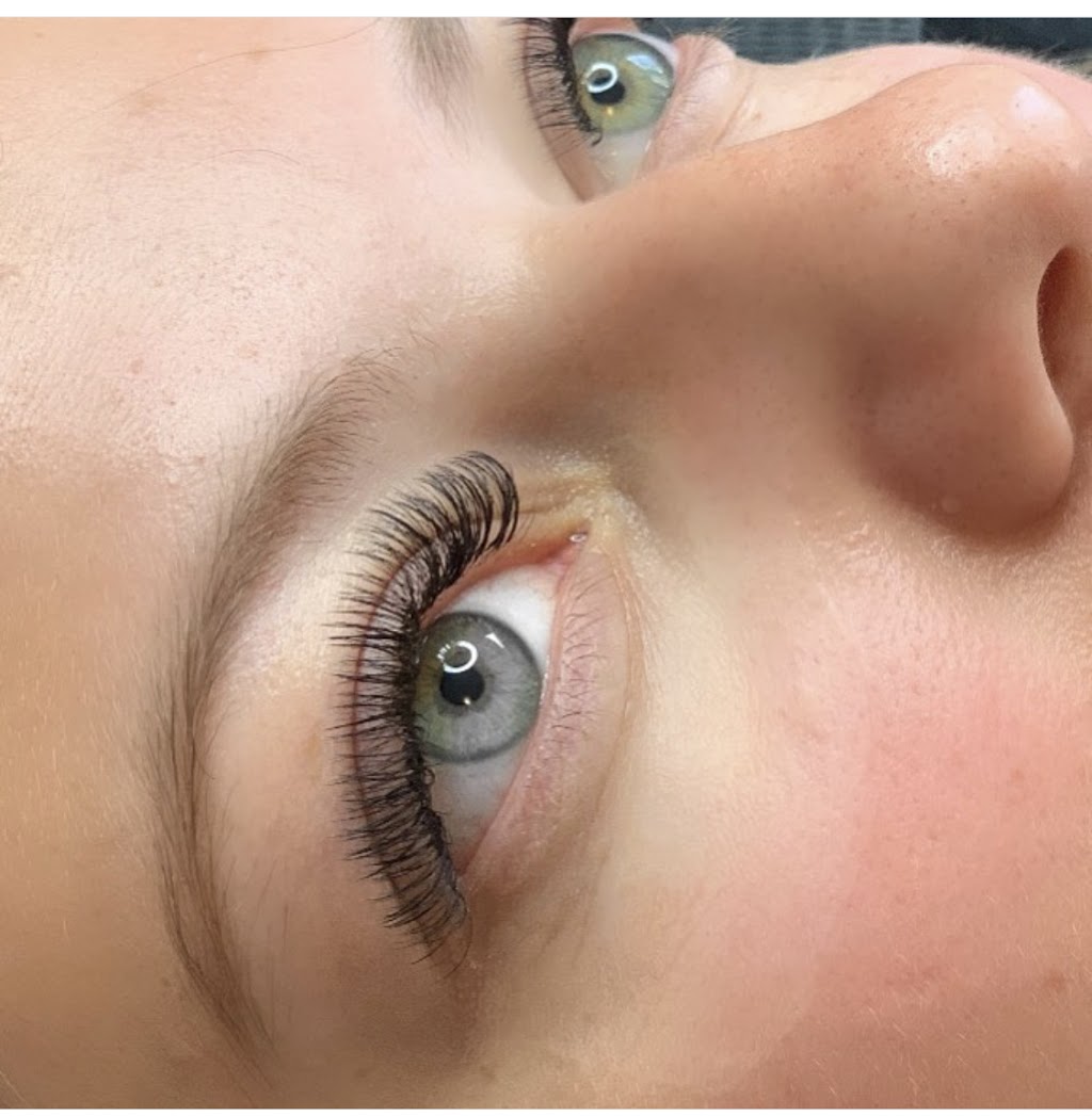 Libra Lash Studio | 11 Lees St, Red Deer, AB T4R 2P1, Canada | Phone: (403) 396-8187