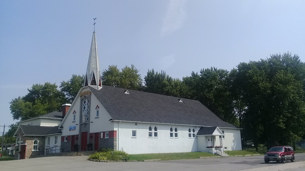 Église Sainte-Maria-Goretti | 16228 Terrasse Sainte-Maria-Goretti, Montréal, QC H1A 1Y1, Canada | Phone: (514) 642-4980