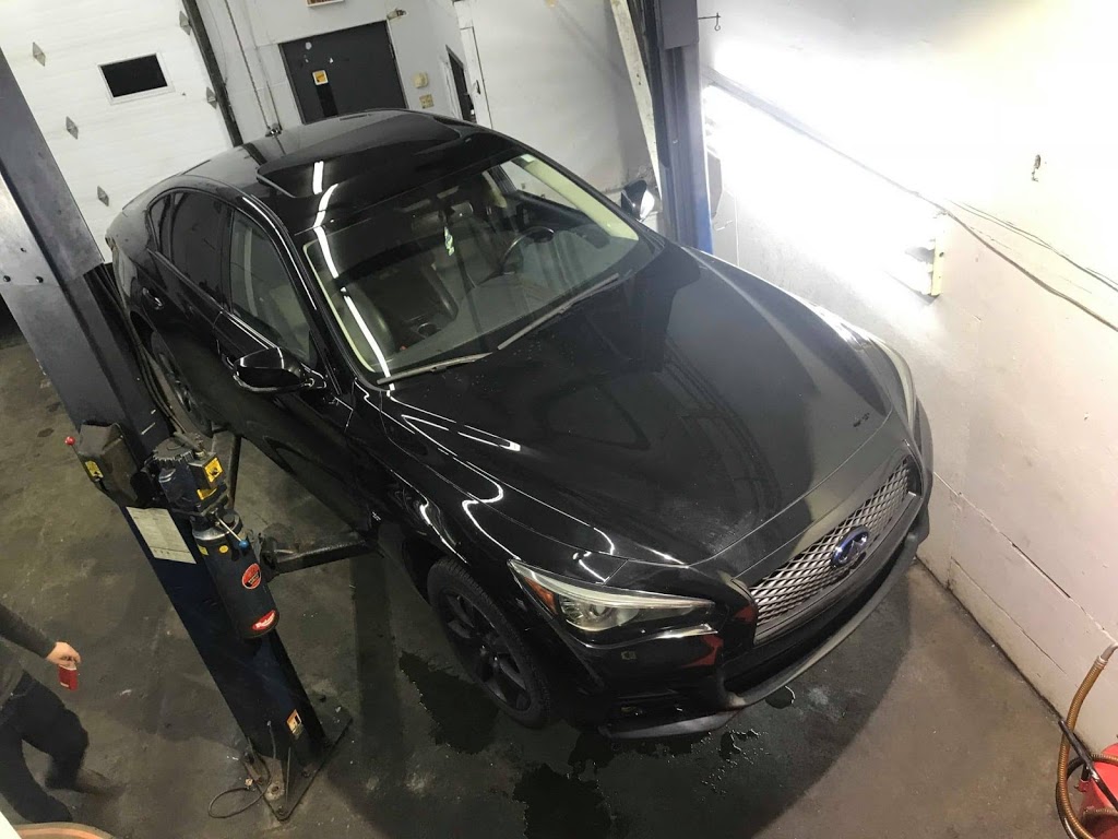 Garage Ryan Auto Lilas | 1290 Rue Soucy LOCAL B, Saint-Hubert, QC J4T 1A3, Canada | Phone: (450) 904-2553