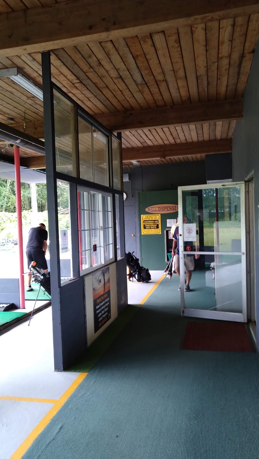 Peace Arch Golf Centre | 765 172 St, Surrey, BC V3Z 9R3, Canada | Phone: (604) 541-1214