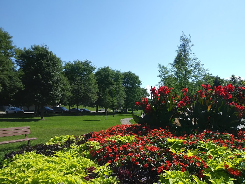 Jaycee Gardens Park | 543 Ontario St, St. Catharines, ON L2N 4N4, Canada