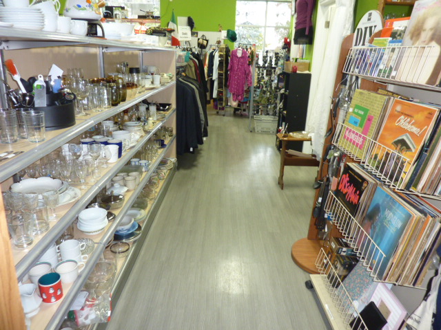 Twice Around Thrift Store | 24 Yonge St S Unit C, Elmvale, ON L0L 1P0, Canada | Phone: (705) 322-3444