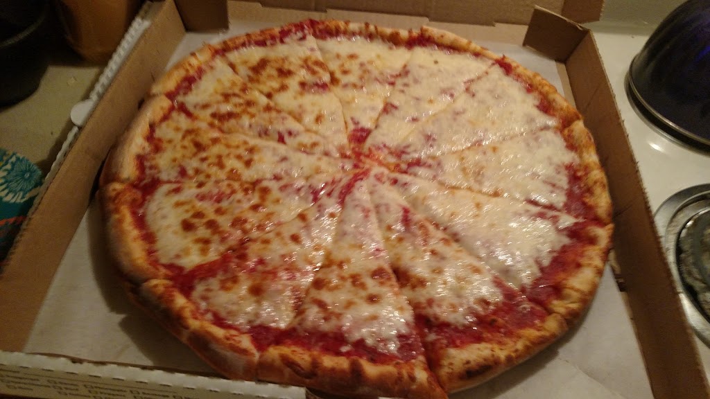 Bobs Poplar Pizza | 2912 William St, Cheektowaga, NY 14227, USA | Phone: (716) 892-5118