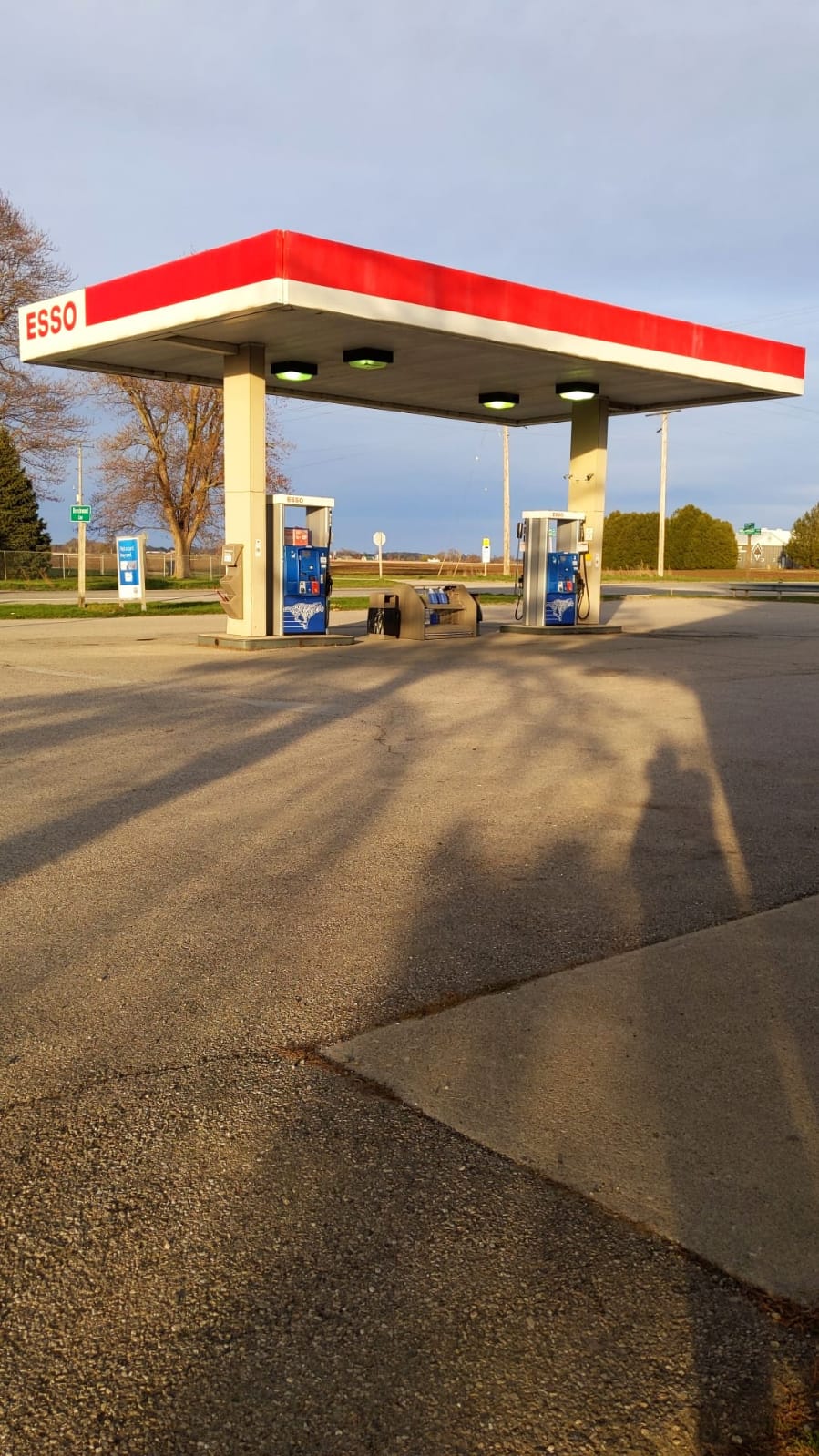 Ridgetown Fuels | 21180 Victoria Rd, Ridgetown, ON N0P 2C0, Canada | Phone: (519) 674-2424