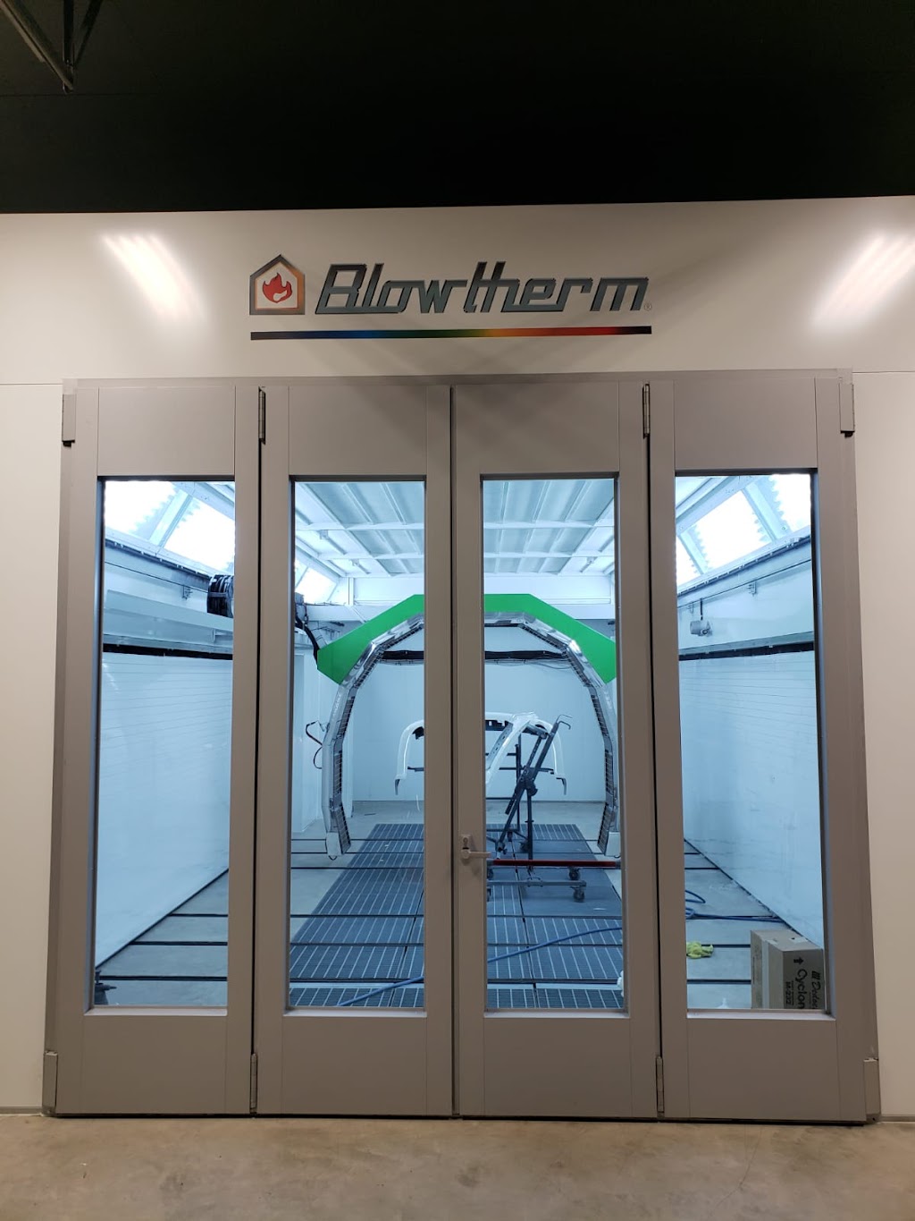 Flat Line Spraybooth and FL Mechanical | 45 Mural St Unit # 6, Richmond Hill, ON L4B 1J4, Canada | Phone: (905) 475-5600