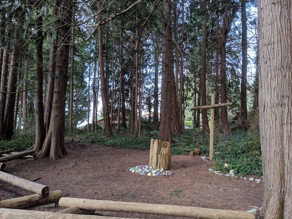 Camp Douglas | 1341 Margaret Rd, Roberts Creek, BC V0N 2W2, Canada | Phone: (604) 885-3355