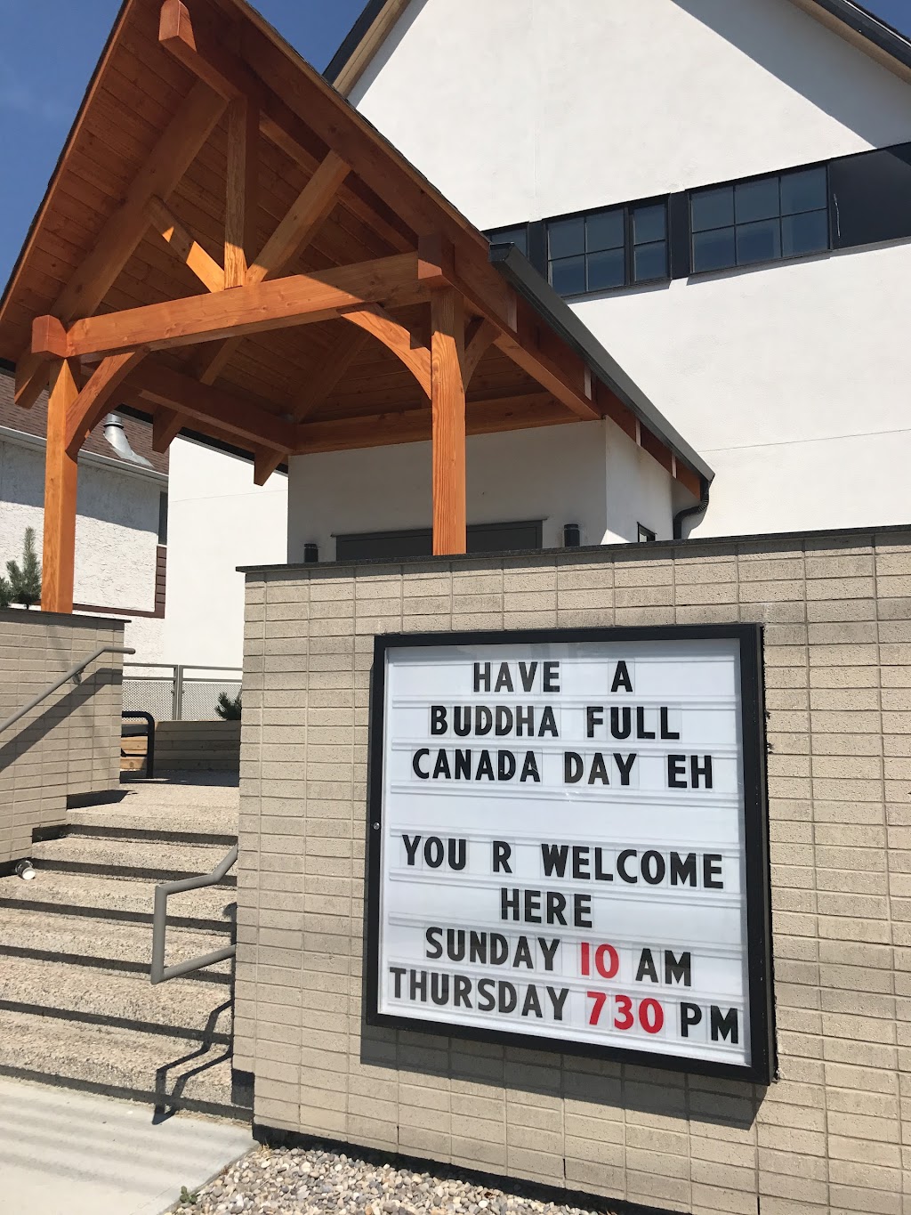 Calgary Buddhist Temple | 658 1 Ave NE, Calgary, AB T2E 3Y1, Canada | Phone: (403) 263-5723