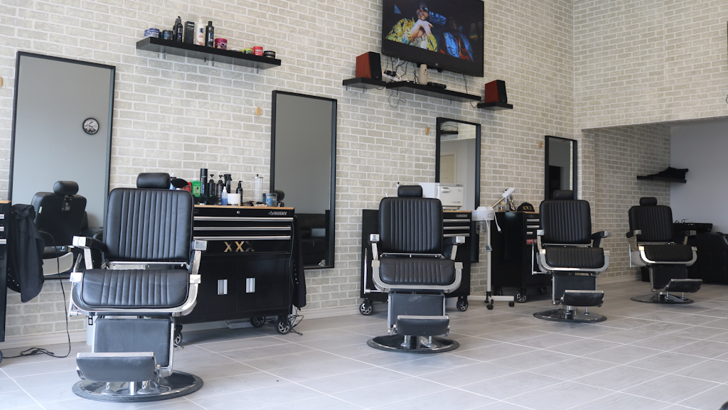 Salon De Barbier Exxxclusive Barbershop | 66 Rue Dubois #107, Saint-Eustache, QC J7P 4W9, Canada | Phone: (450) 491-1936