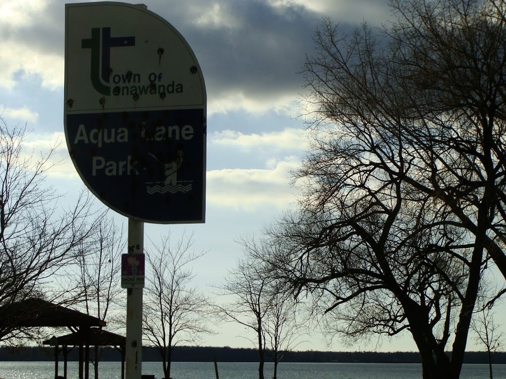 Aqua Lane Park | 128 Aqua Ln, Tonawanda, NY 14150, USA