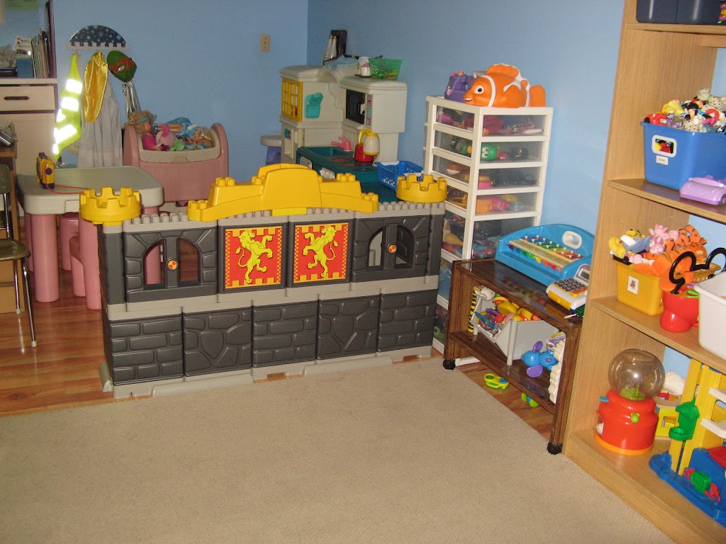 Castle Childcare Centre | 45619 Princess Ave, Chilliwack, BC V2P 2B9, Canada | Phone: (604) 795-4904