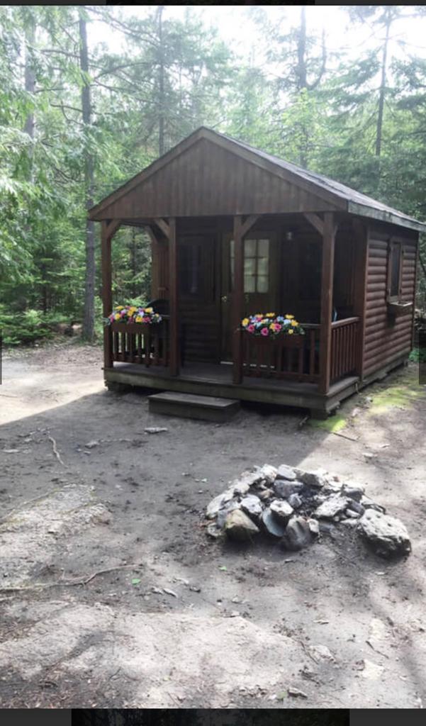 Saras Cabin & Gas Variety | 6313 Hwy 6, Tobermory, ON N0H 2R0, Canada | Phone: (647) 624-6007
