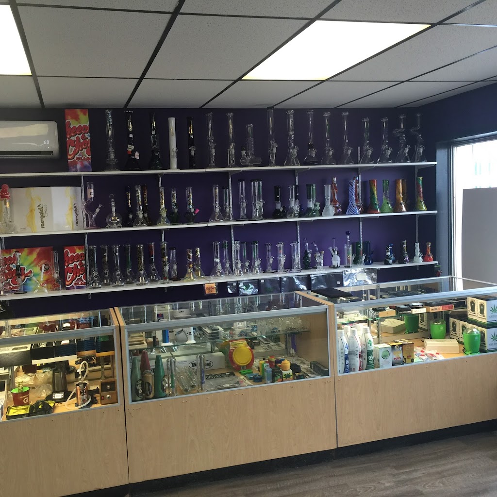 Puff Puff Pass | 77 Ontario St, Trenton, ON K8V 6H9, Canada | Phone: (613) 955-0970