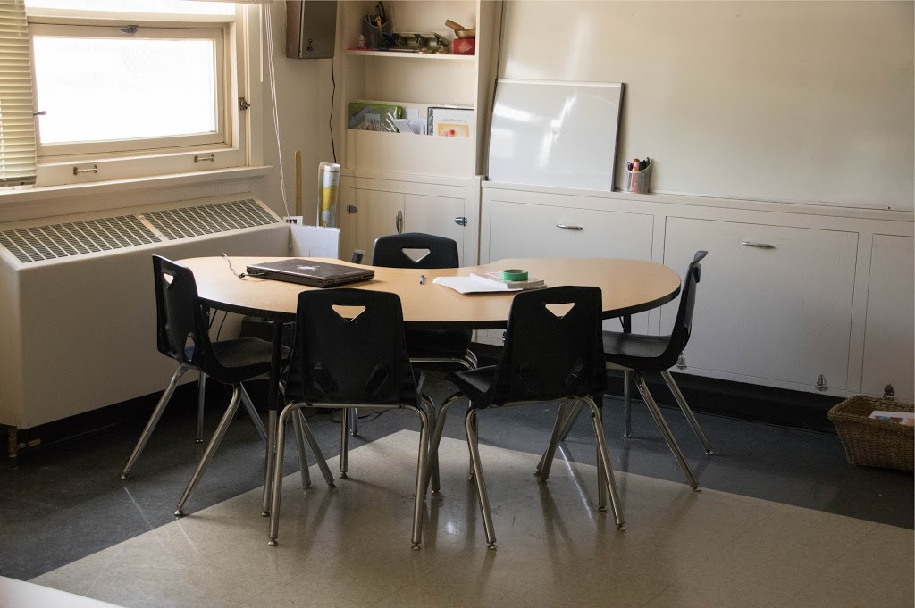 Maria Montessori Education Centre - MMEC at Chief Crowfoot Schoo | 2634 12 Ave NW, Calgary, AB T2N 1K7, Canada | Phone: (403) 668-8538