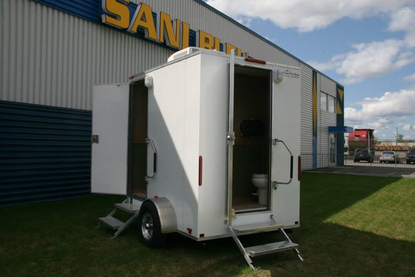 Sani Bleu Inc | 2180 5e Rue, Saint-Romuald, QC G6W 5M6, Canada | Phone: (418) 834-0999