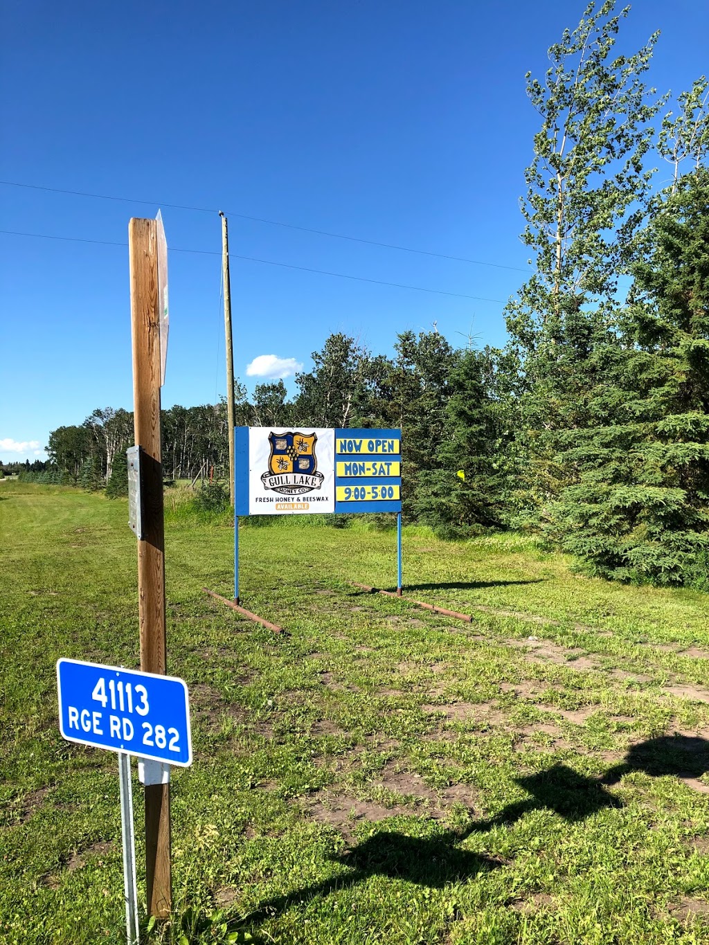 Gull Lake Honey Company | 41113, Range Rd 282, Lacombe, AB T4L 2N3, Canada | Phone: (780) 916-2262