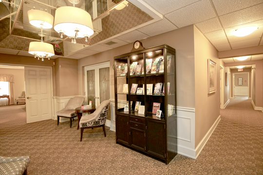 Cresmount Funeral Home - Fennell Chapel | 322 Fennell Ave E, Hamilton, ON L9A 1T2, Canada | Phone: (905) 387-2111