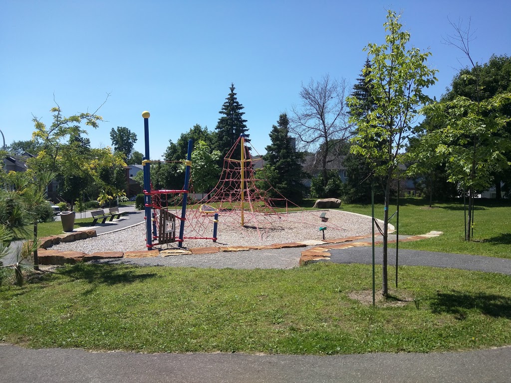 Parc Sainte-Thérèse | 113 Rue Sainte-Thérèse, Gatineau, QC J9A 2N5, Canada | Phone: (819) 503-8500