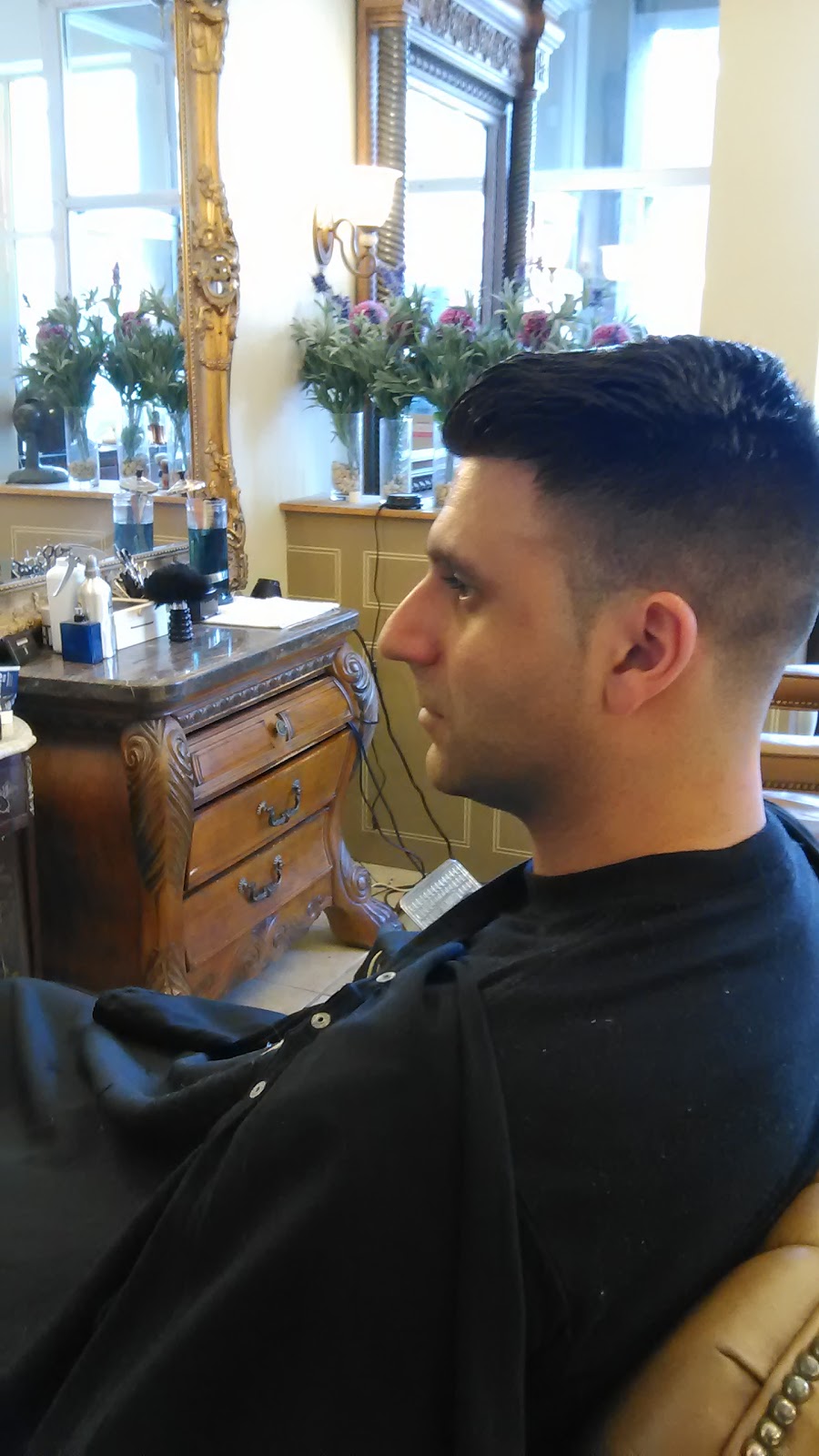 Mila touch barber | 23 Parkview Hill, Napanee, ON K7R 3L2, Canada | Phone: (647) 939-5389