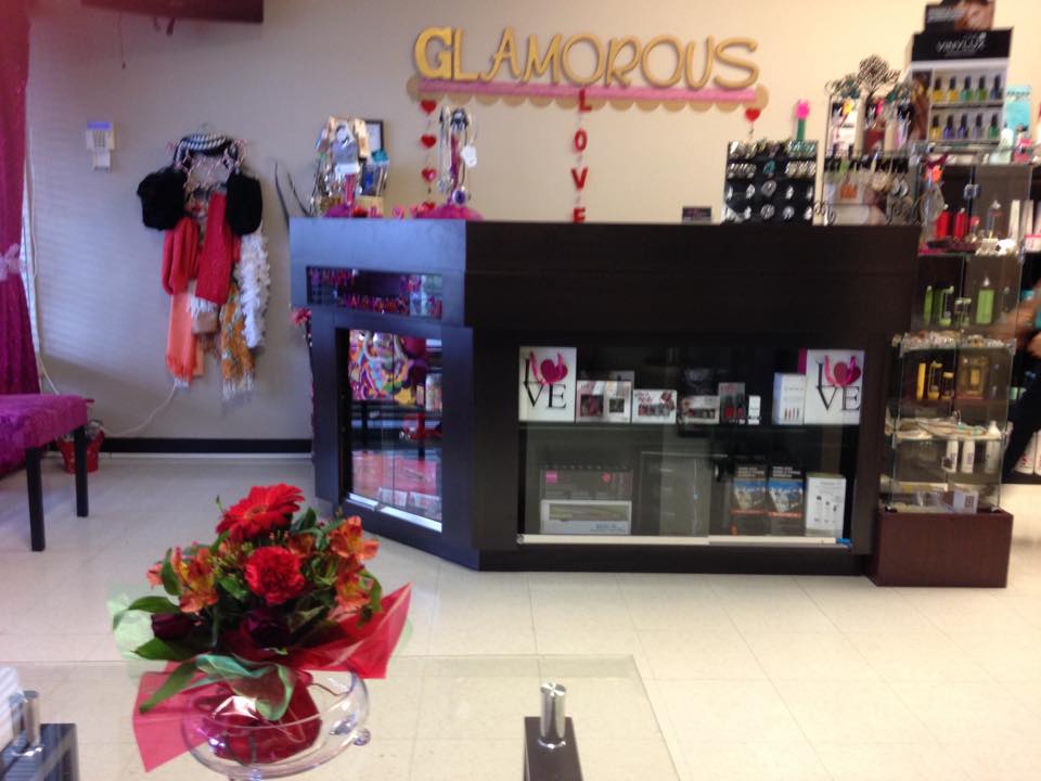 Glamorous Beauty Salon | 7218 King George Blvd, Surrey, BC V3W 5A5, Canada | Phone: (604) 592-2928